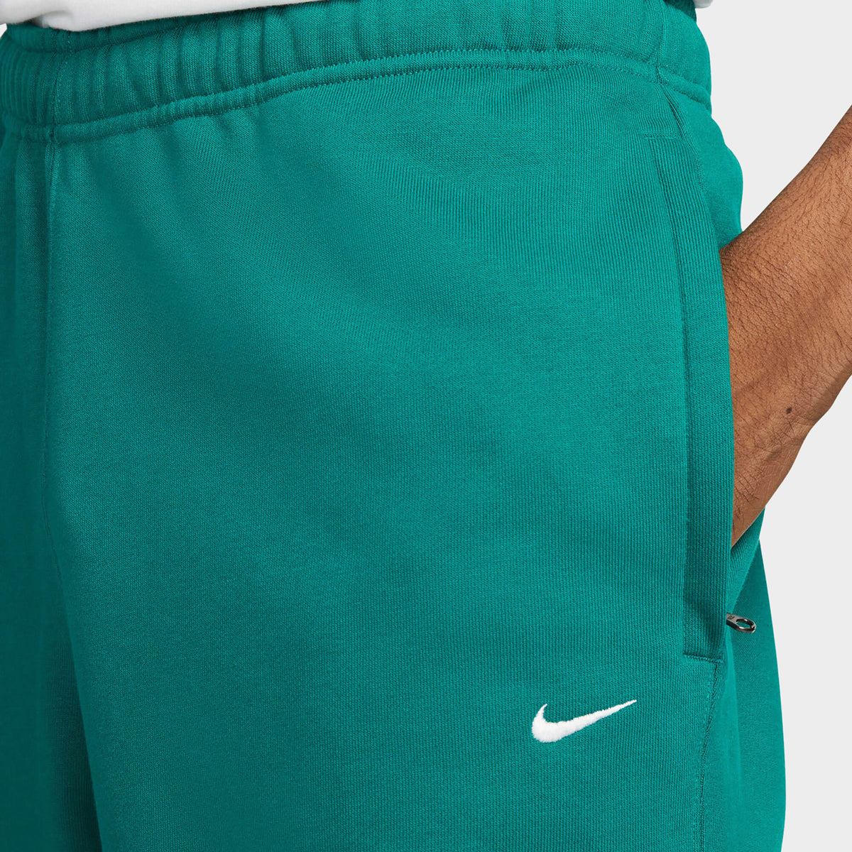 Nike swoosh fleece pants outlet