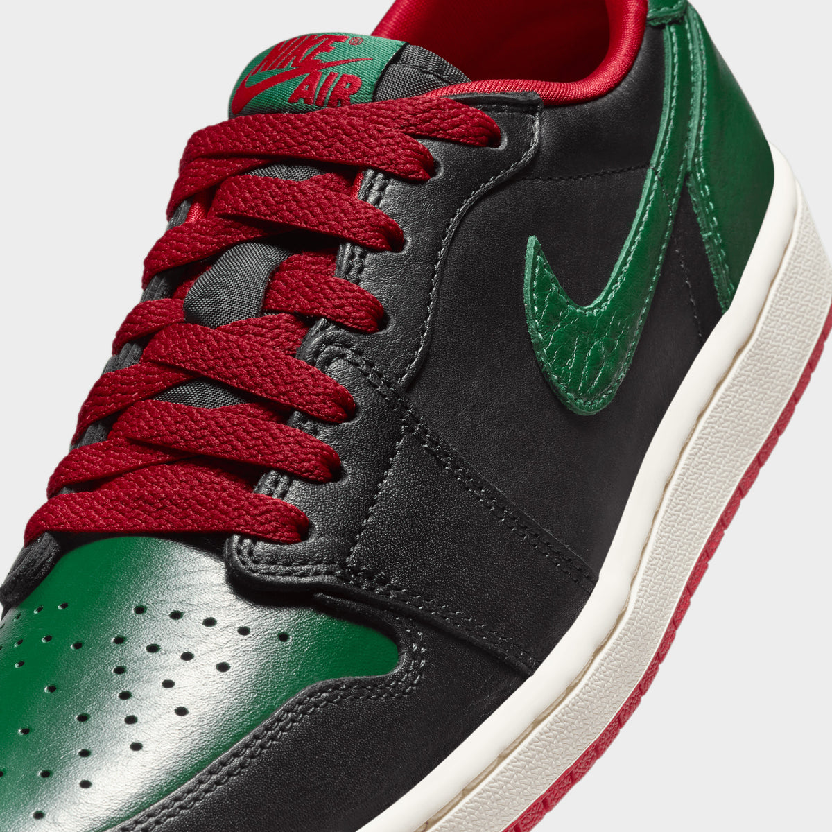 Jordan Women s 1 Low OG Black Gorge Green Varsity Red
