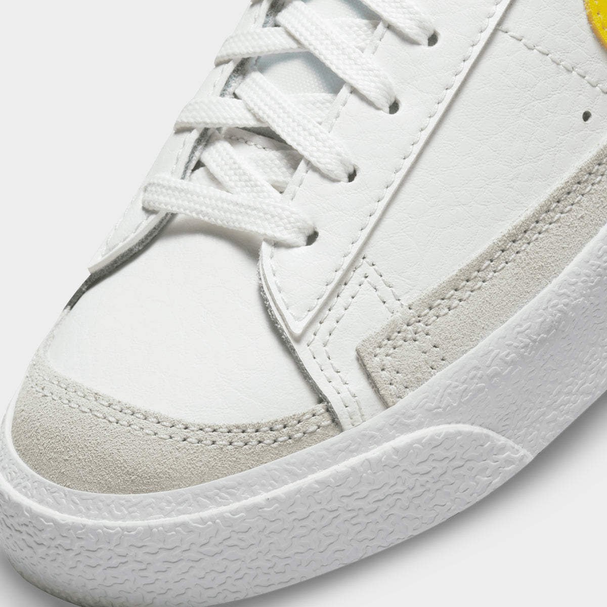 Nike blazer new arrivals white yellow