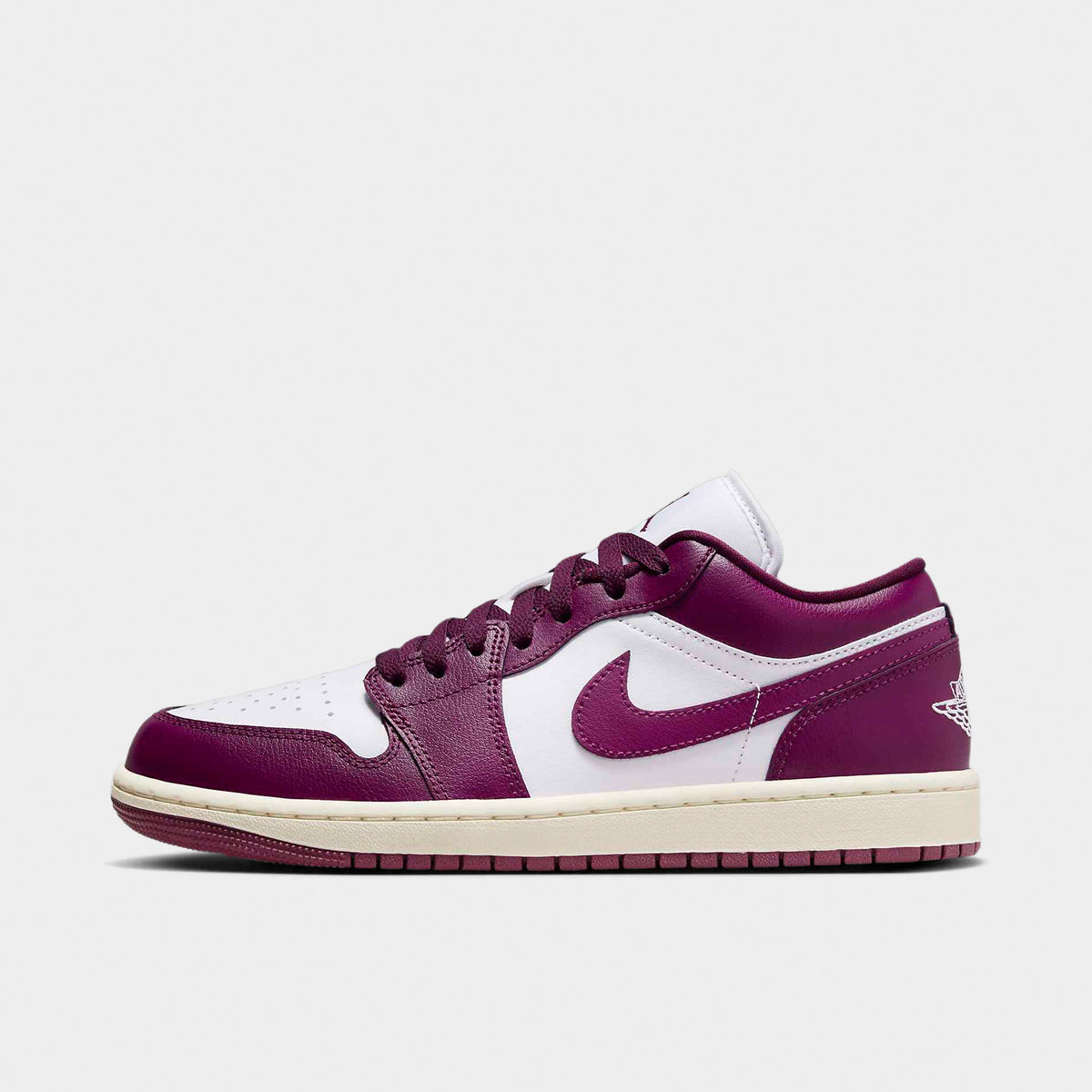 Jordan 1 low womens hot sale