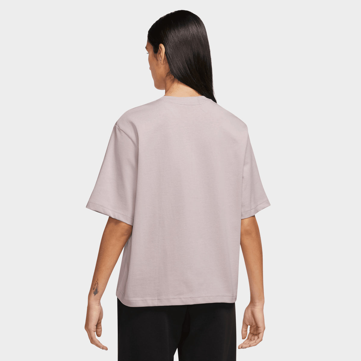Nike Women's Sportswear Essential Logo T-Shirt, Plus Size 1X, Olive/White