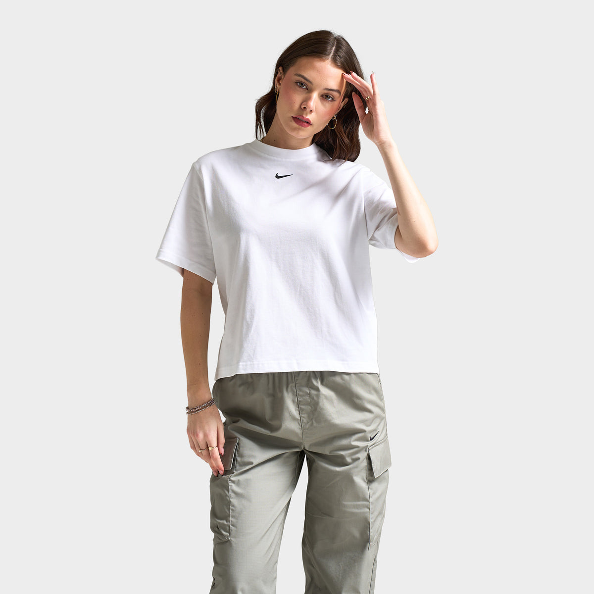 ★★Nike★★ Sportswear Essential LBR T-shirt W White Black Nike Essential LBR T-Shirt | Foot Locker Canada