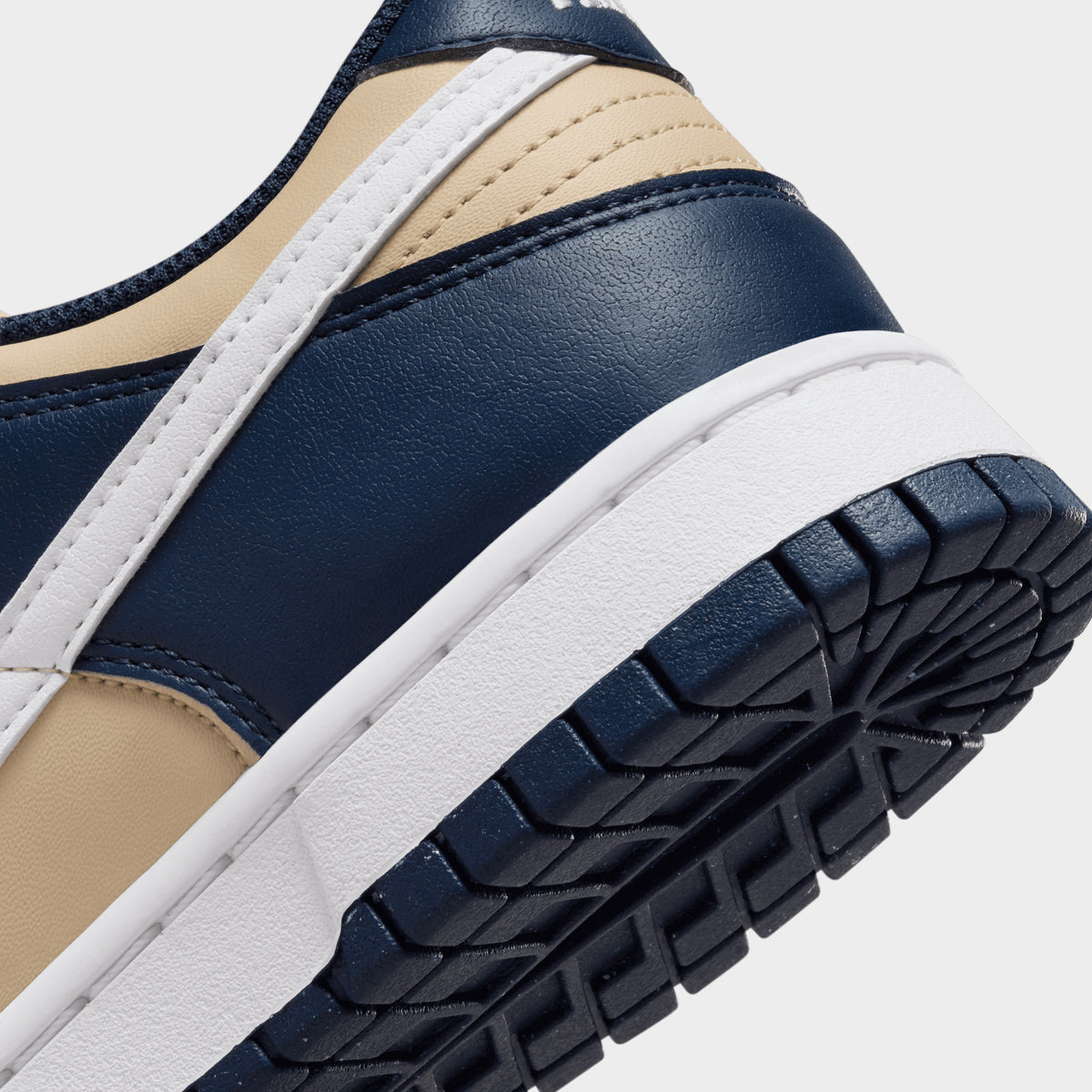 Nike Women's Dunk Low Next Nature Midnight Navy / White - Team