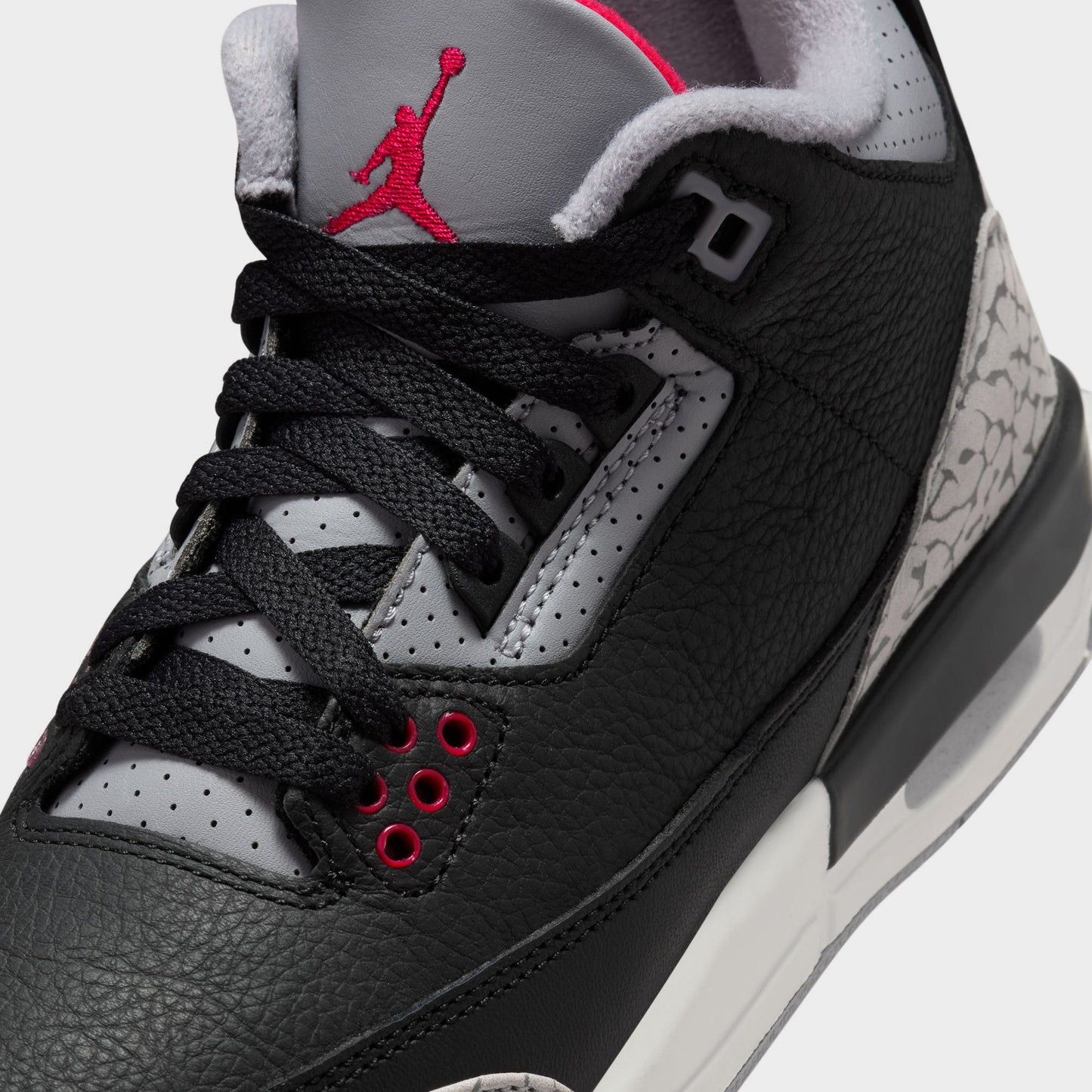 Jordan 3 Retro GS Black / Fire Red - Cement Grey