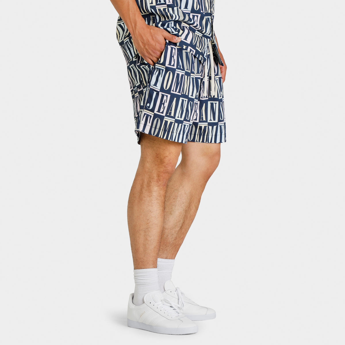 Tommy hilfiger beach shorts shop