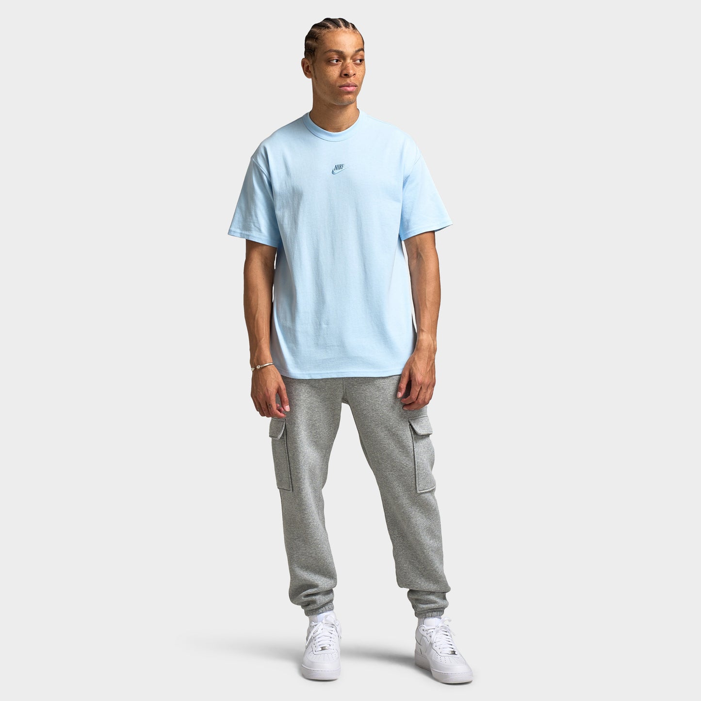 Nike Sportswear Premium Essentials T-shirt durable / Bleu céleste