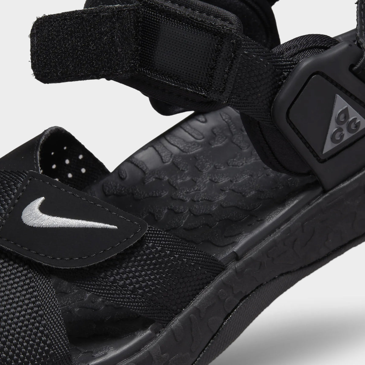 Nike deschutz outlet