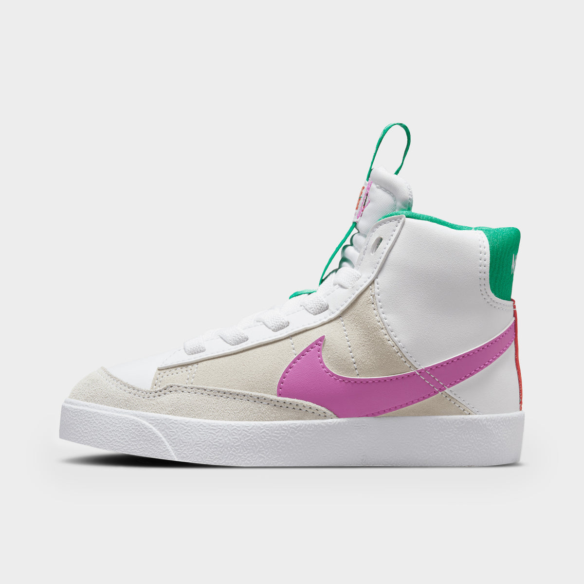 Nike blazer se top