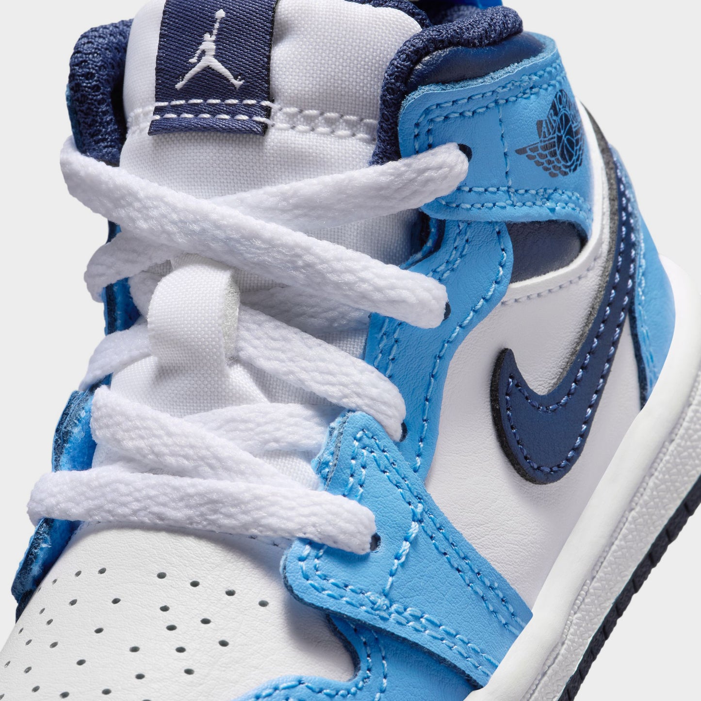 Jordan 1 Mid TD Midnight Navy / University Blue - White