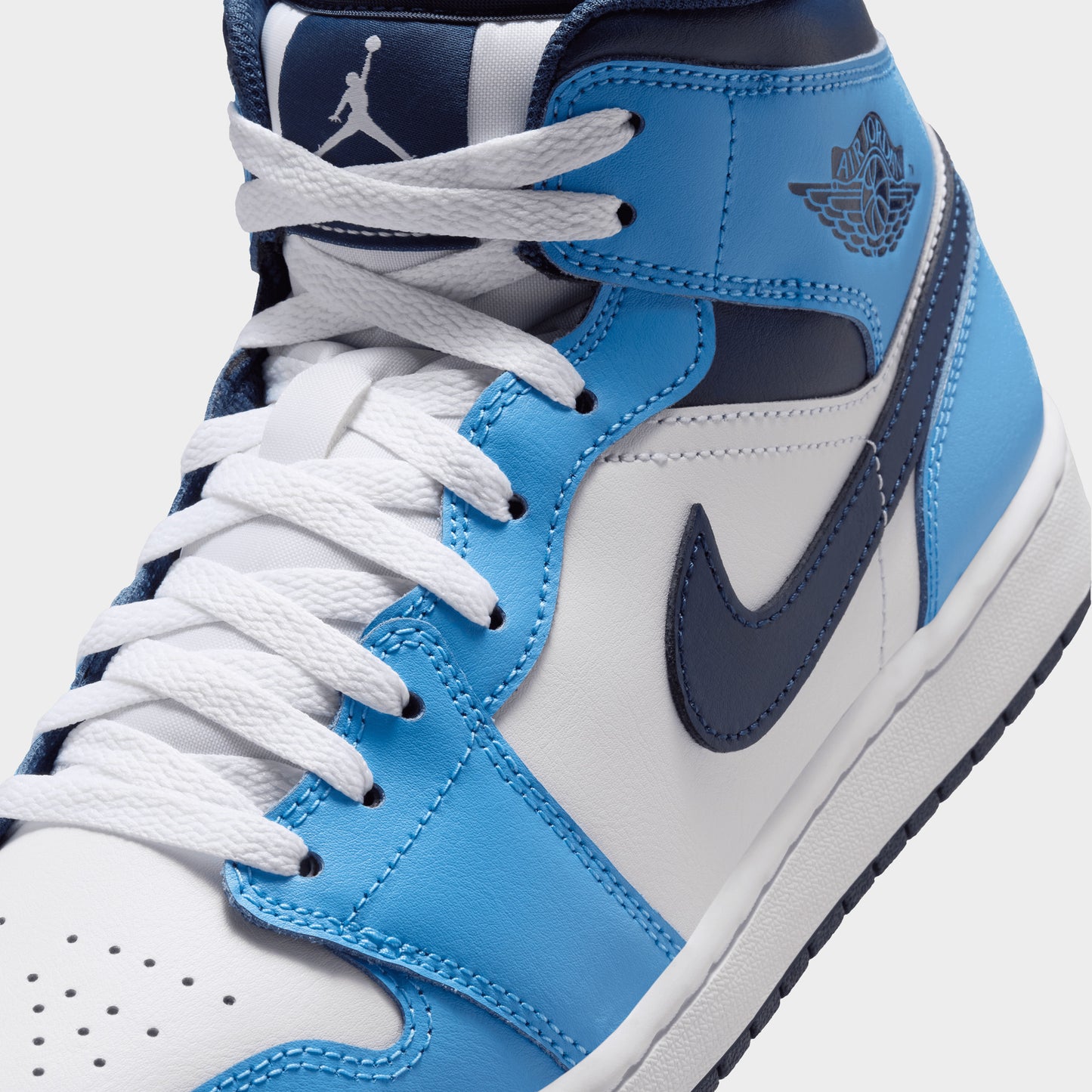 Jordan 1 Mid University Blue / Midnight Navy - White