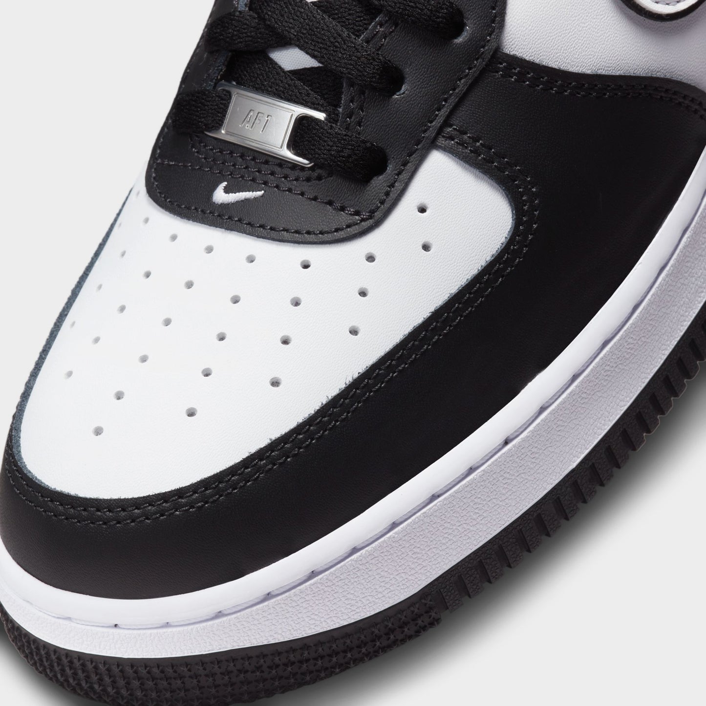 Nike Air Force 1 '07 Black / White - Black