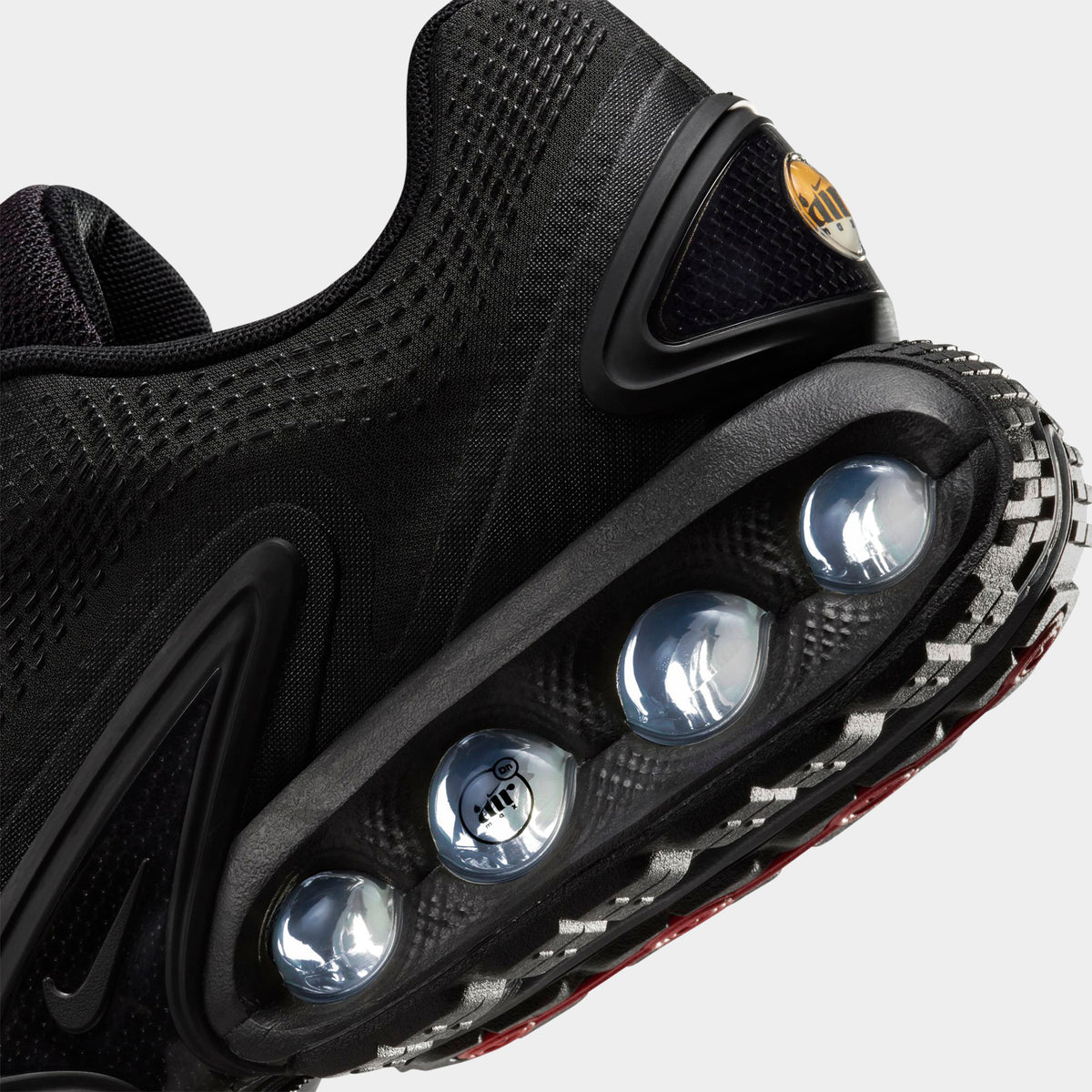 NIKE☆AIR MAX DN☆BLACK/BLACK/METALLIC DARK GREY/BLACK (Nike
