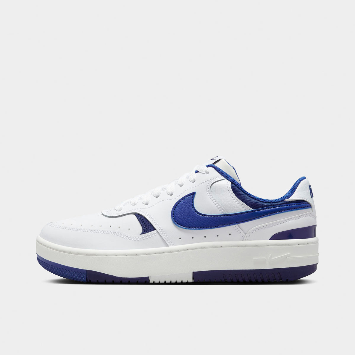 Royal blue deals nikes womens
