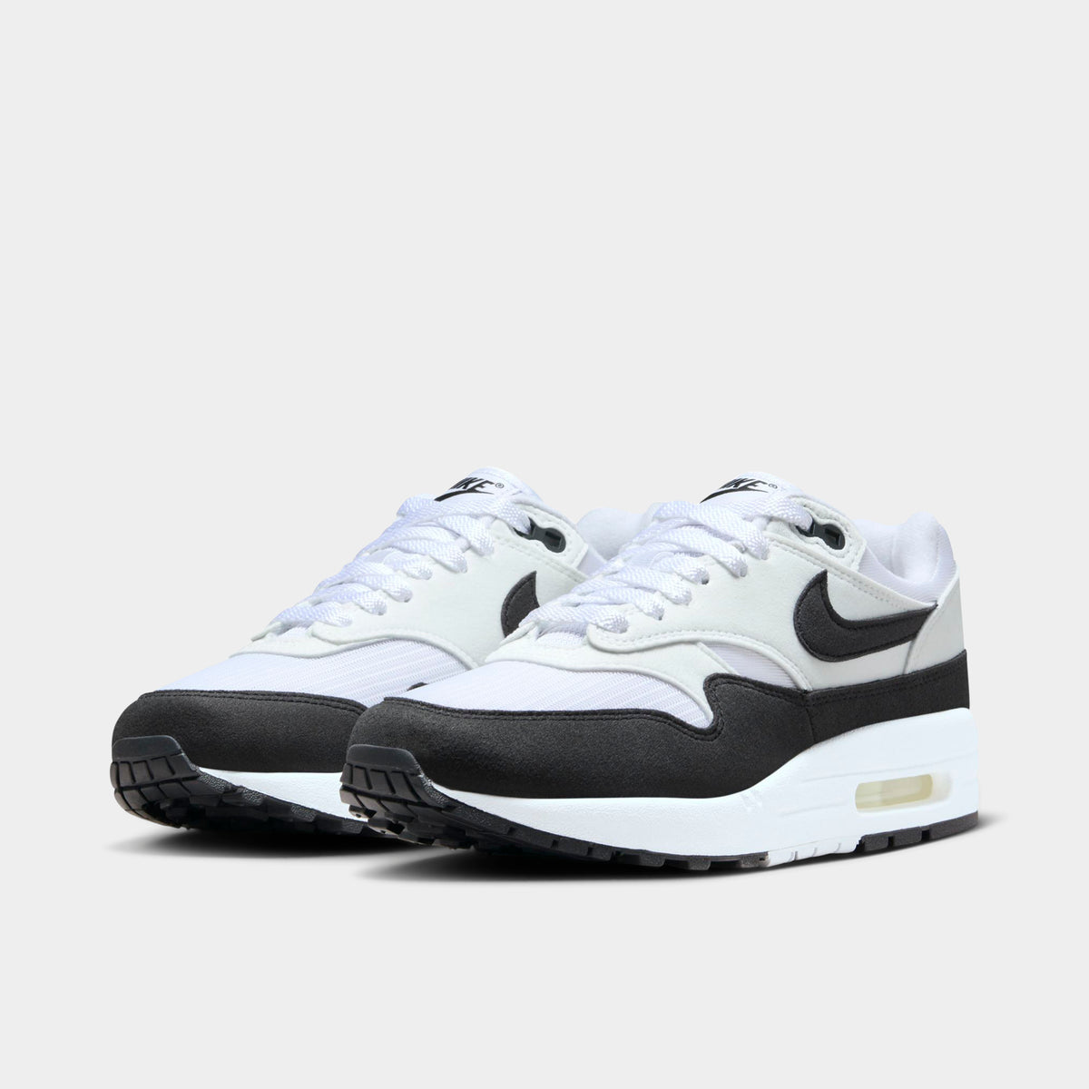 Nike black and white air max 1 hotsell