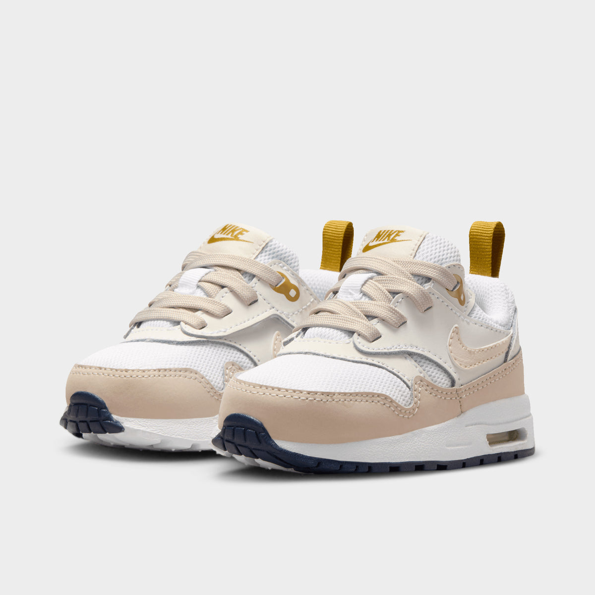 Girls nike air max 1 hotsell