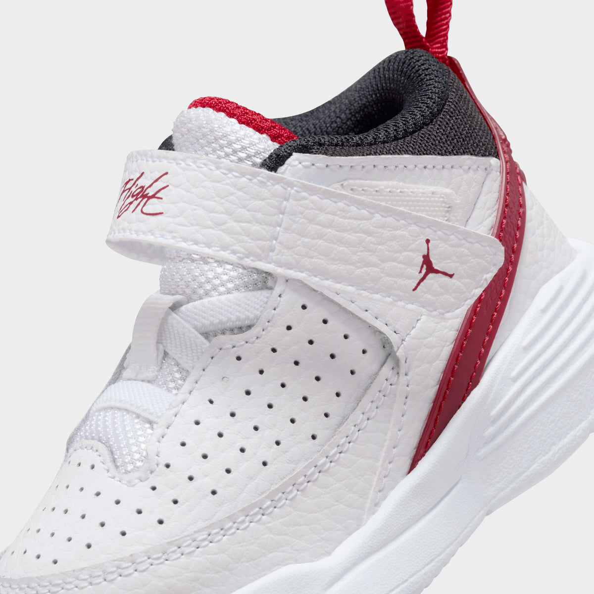 Jordan Max Aura 5 TD White Varsity Red Wolf Grey