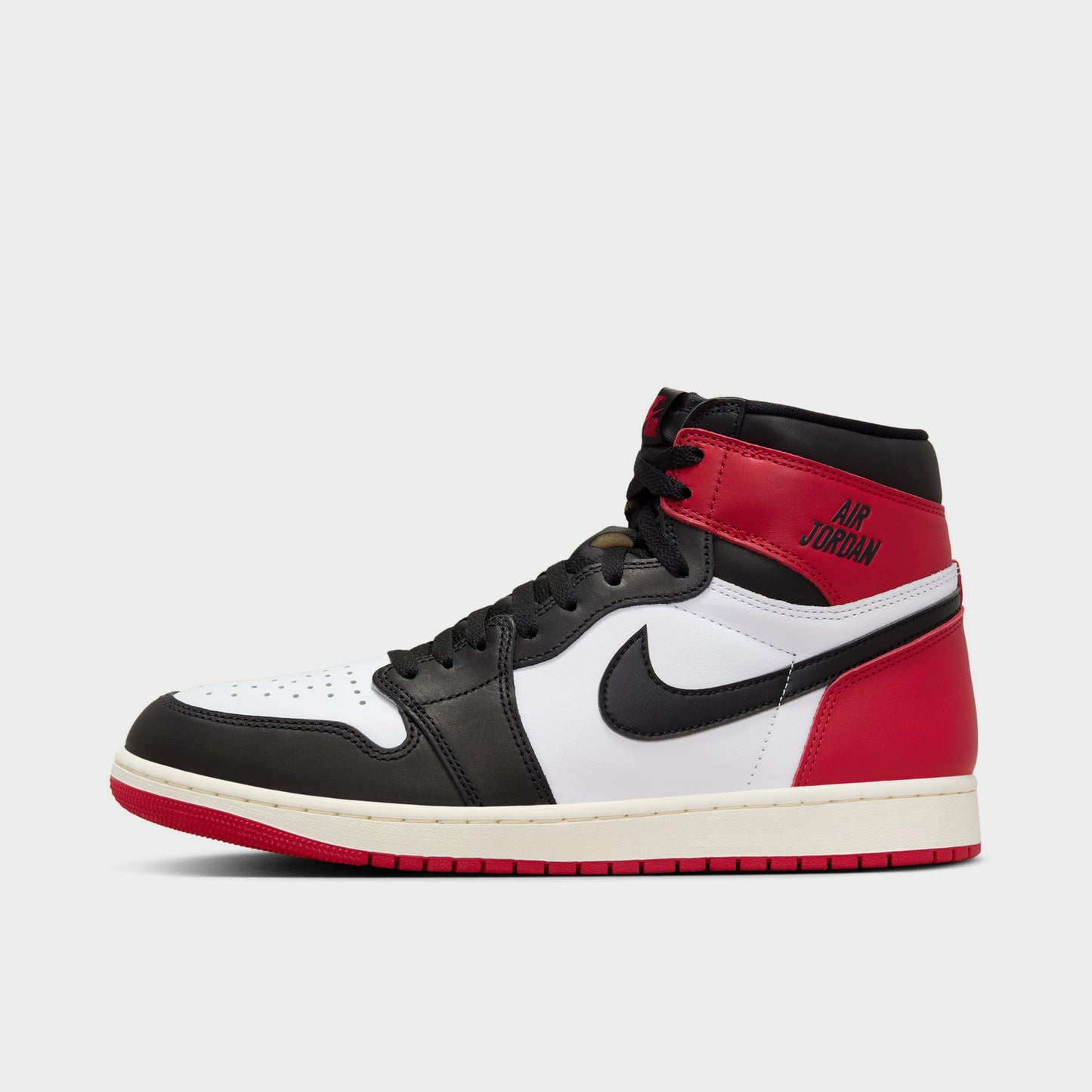 Jordan 1 Retro High OG Blanc / Noir - Rouge Varsity