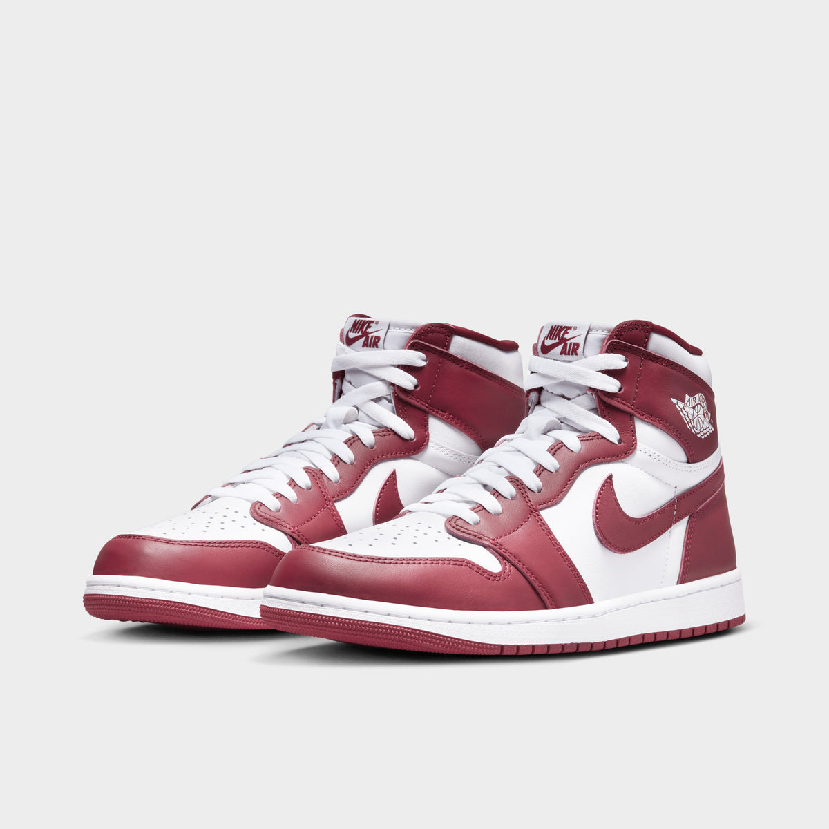 Nike red air jordan 1 online
