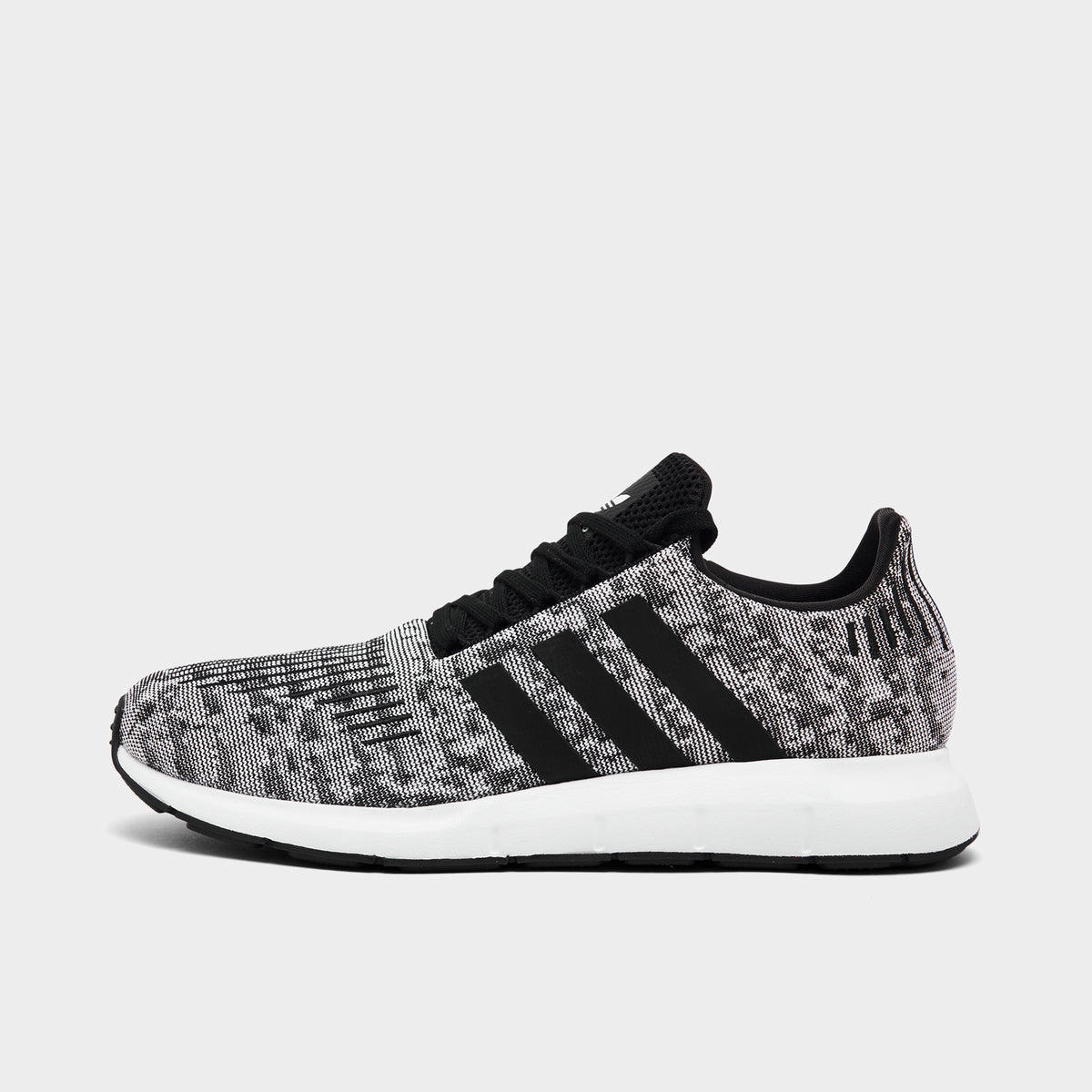 Adidas swift run noir et blanche 2025