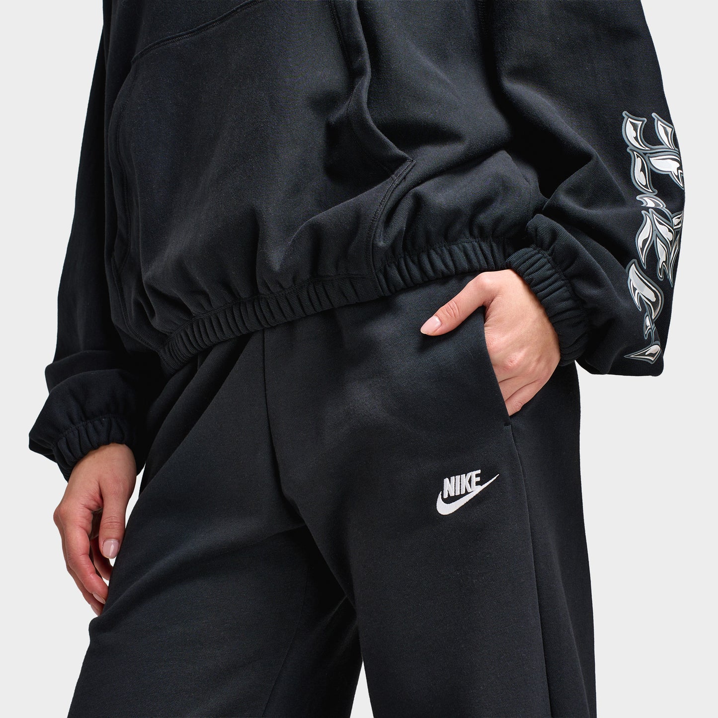 Nike Sportswear Women's Club Fleece Mid Rise Pants Wide Black / White