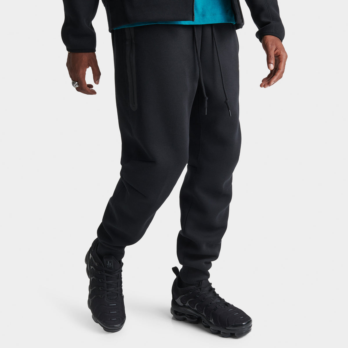 Pantalon de jogging Nike Sportswear Tech Fleece Slim Fit Noir / NOir