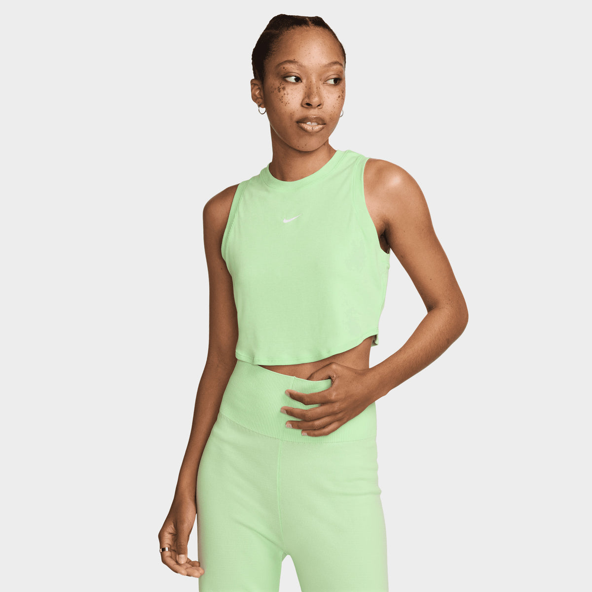 Green nike tank top discount