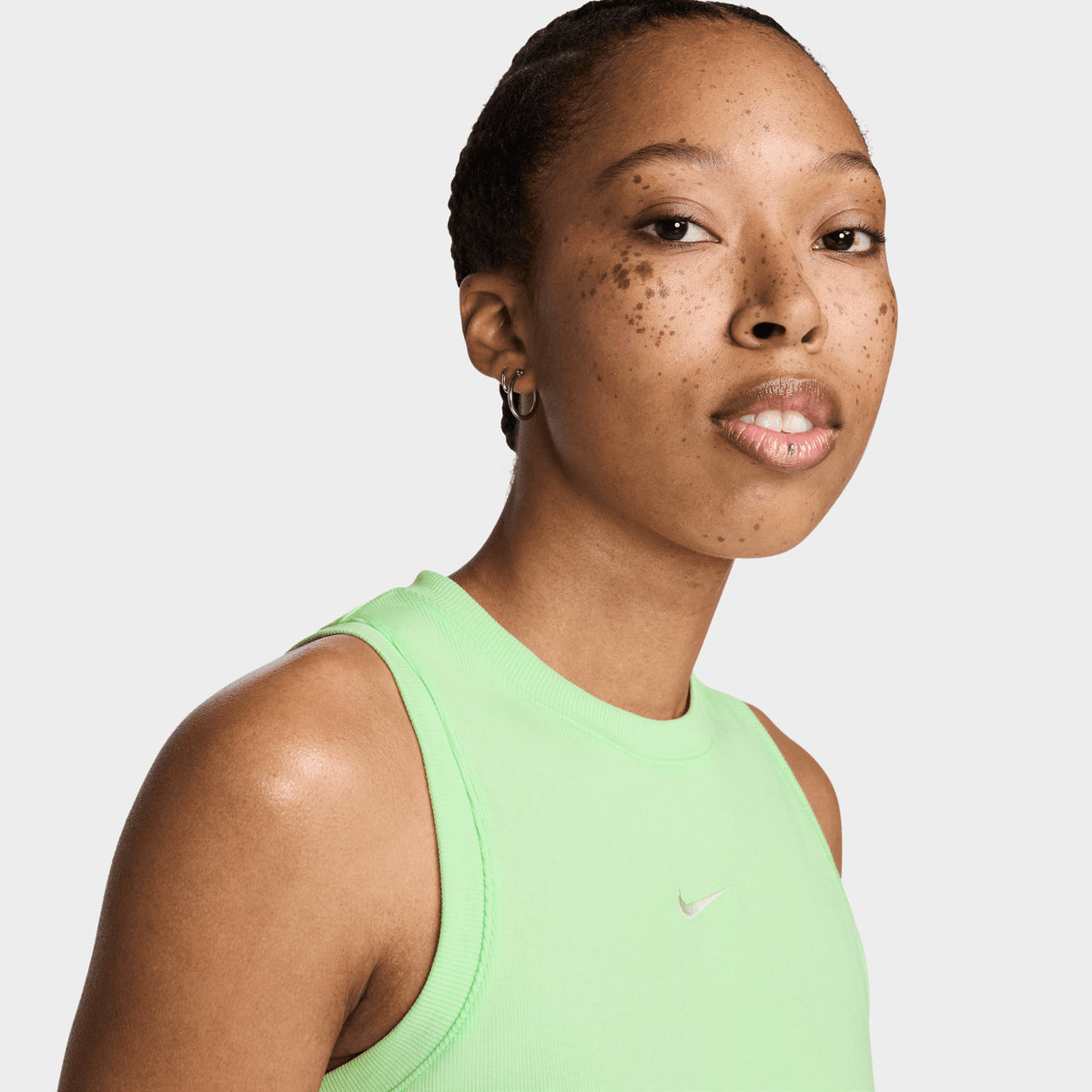 Green nike tank top best sale