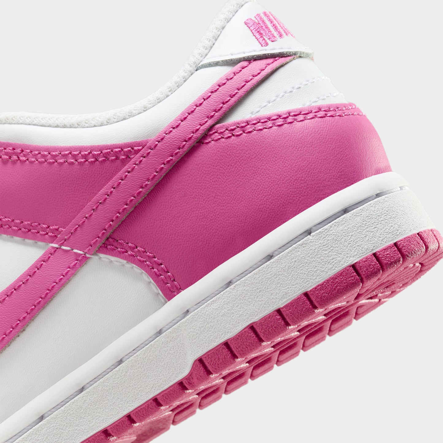 Nike Dunk Low PS Blanc / Laser Fuschia
