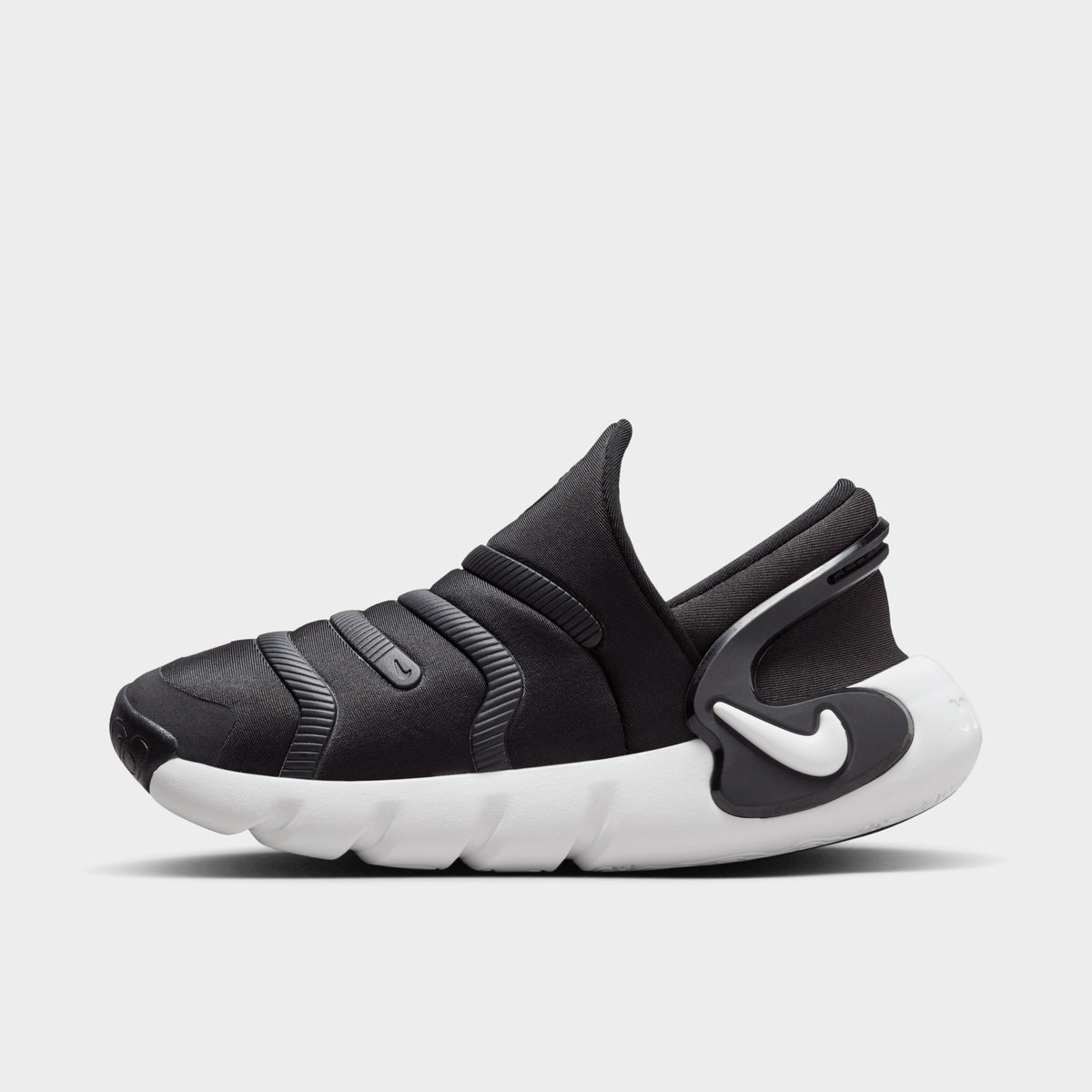 Dynamo free sneaker top