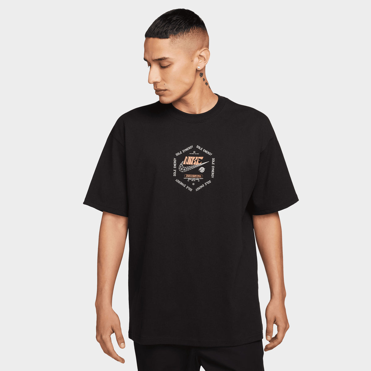 Nike air max collar t shirt clearance