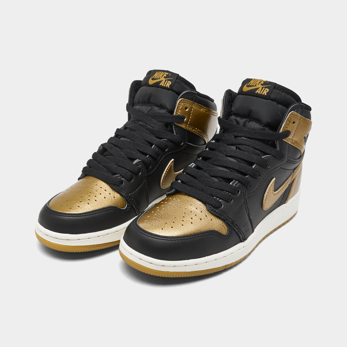 Jordan one black and gold best sale