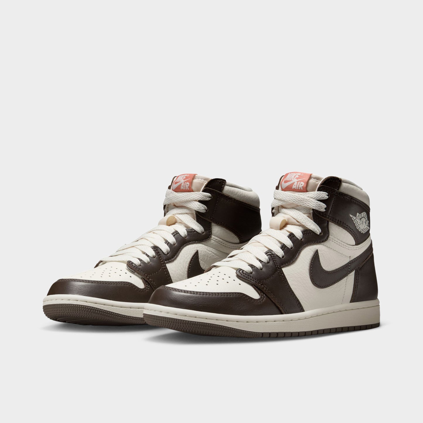 Jordan Women's 1 Retro High OG Baroque Brown / Sail - Light Madder Root
