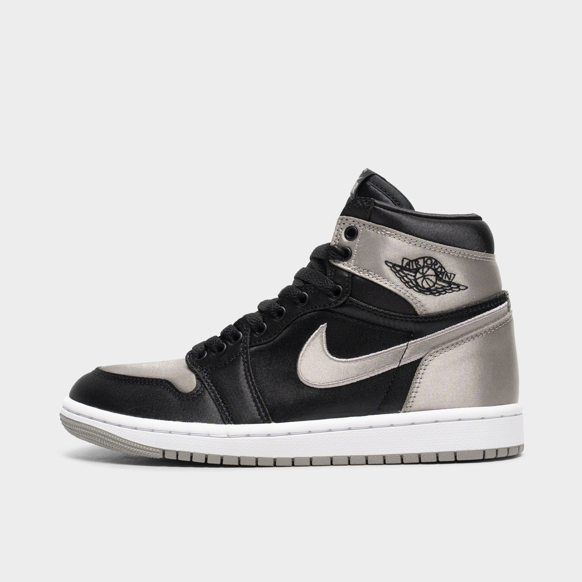 Jordan shoes black and white for girl cheap