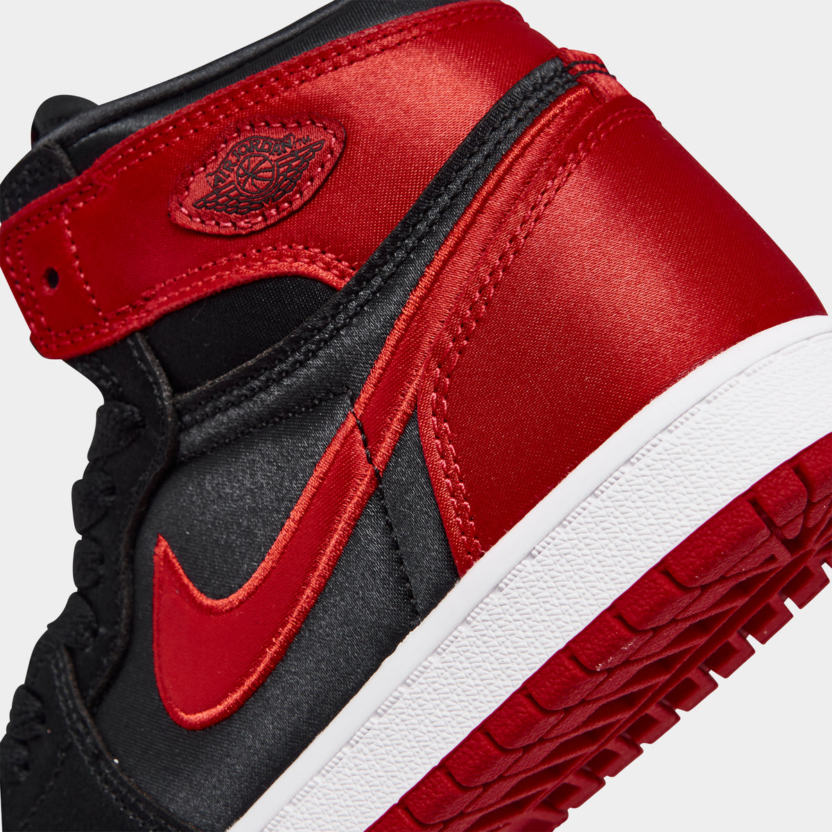 Nike jordan air 1 on sale red