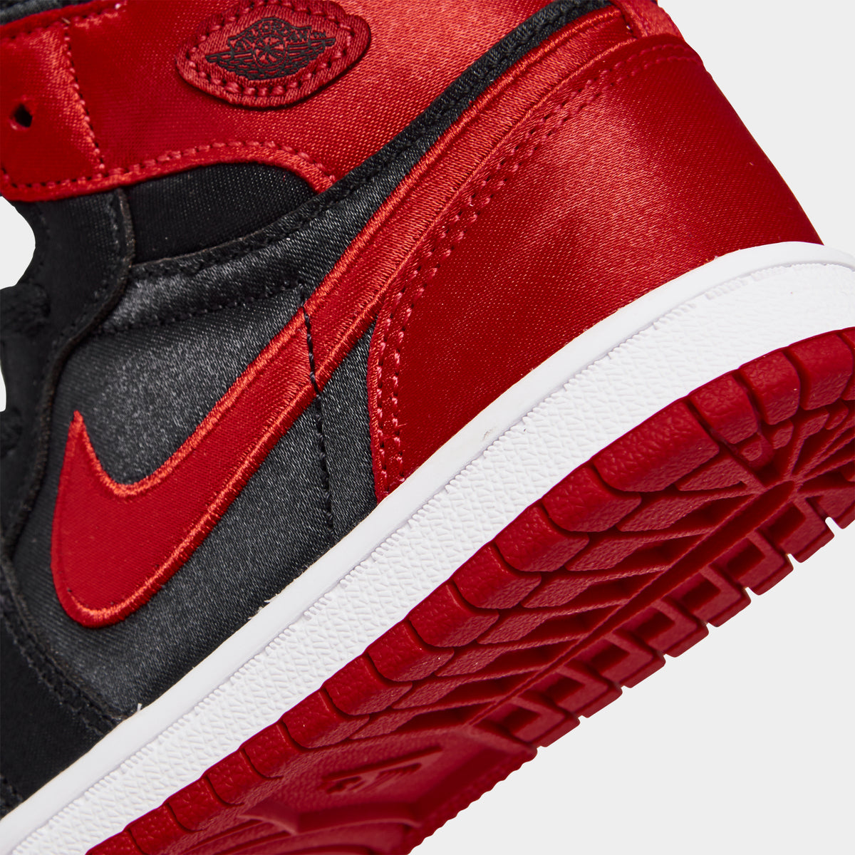 Jordan 1 black on sale and red high