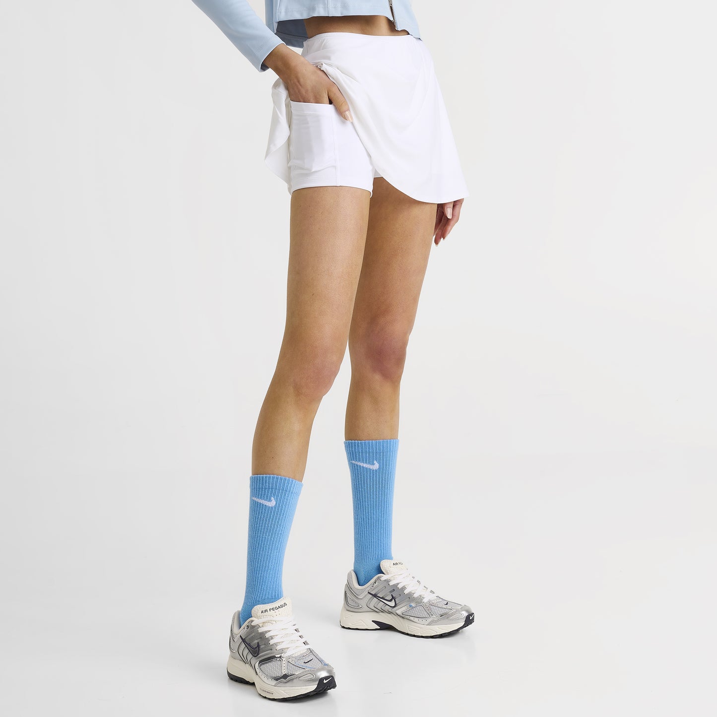 Nike Victory Women's Dri-FIT Short Flouncy Tennis Skirt / White