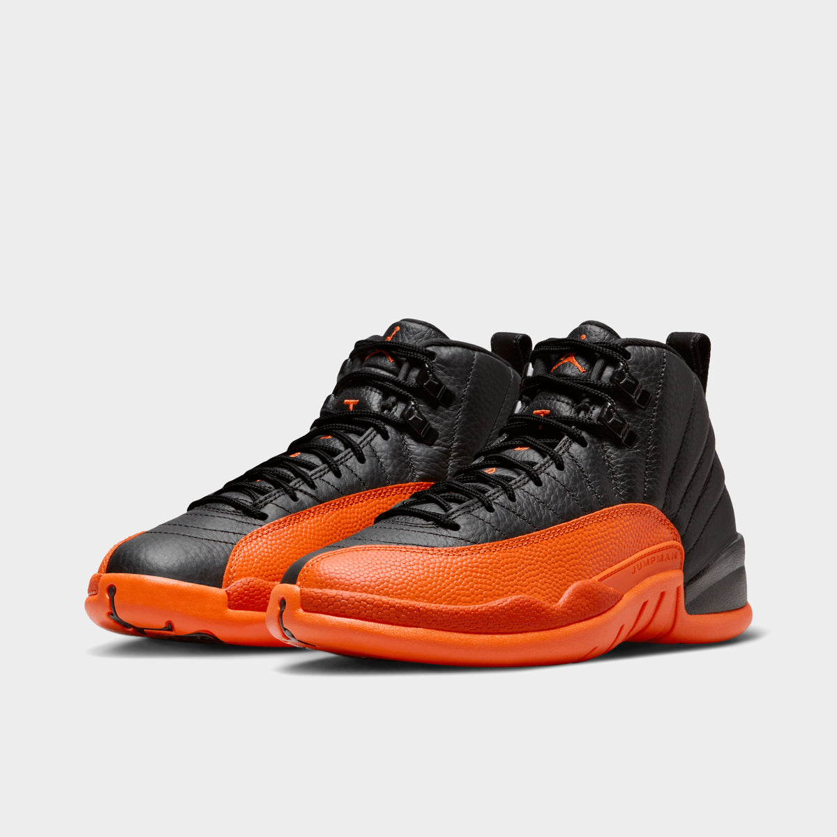 Black jordans retro 12 sales