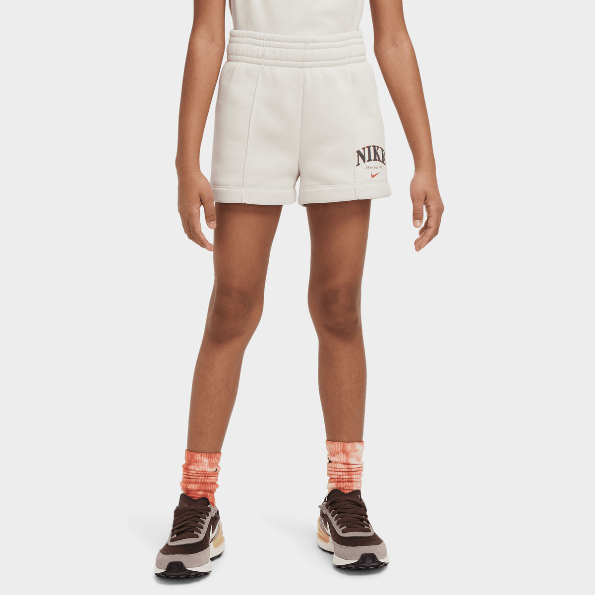 Nike Sportswear Junior Girls Trend Shorts Lt Orewood Brown