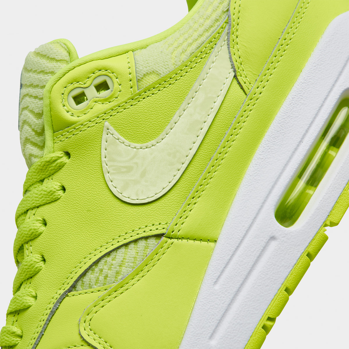 Nike air max outlet 27 volt yellow