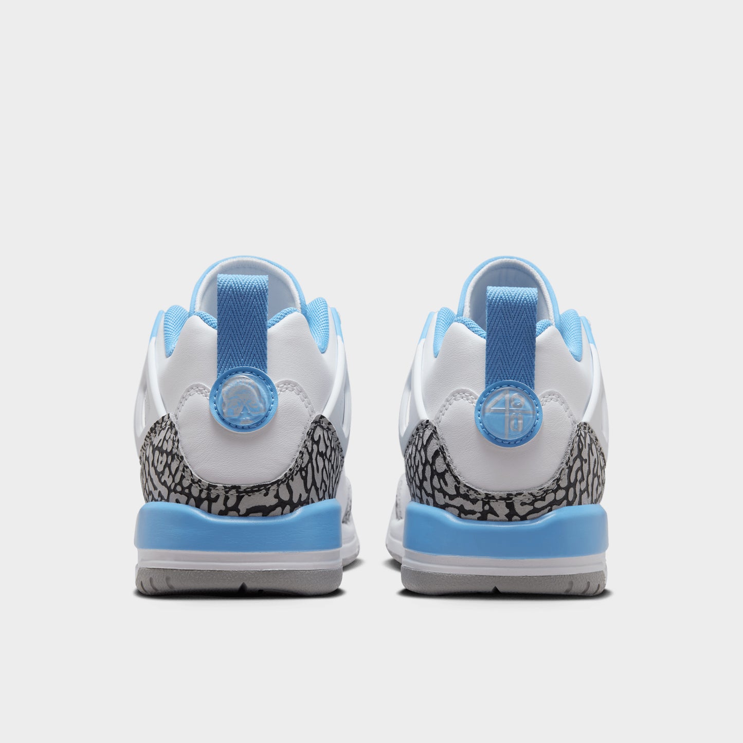Jordan Spizike Low GS Blanc / Bleu Université - Gris Loup