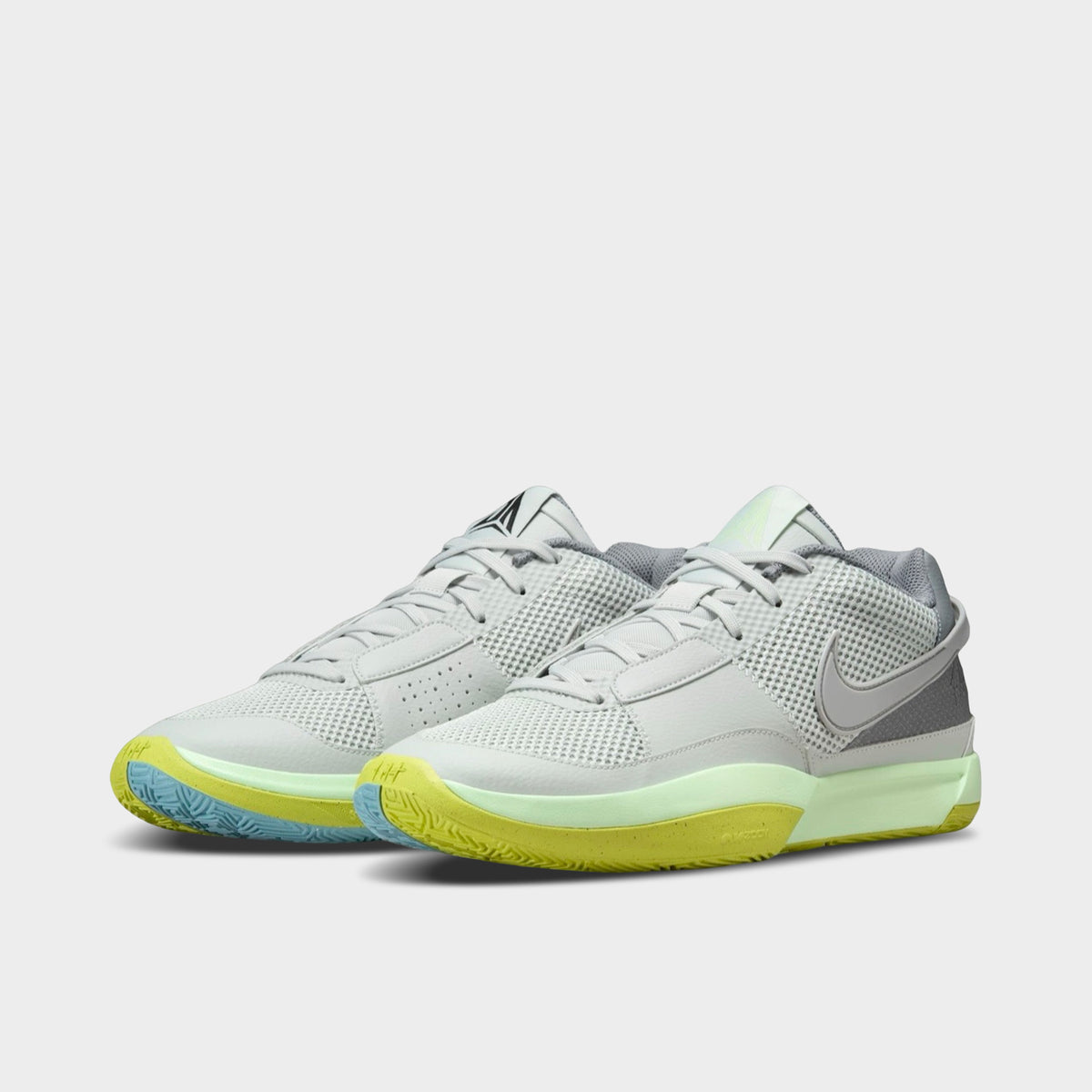 Light grey nike sneakers discount