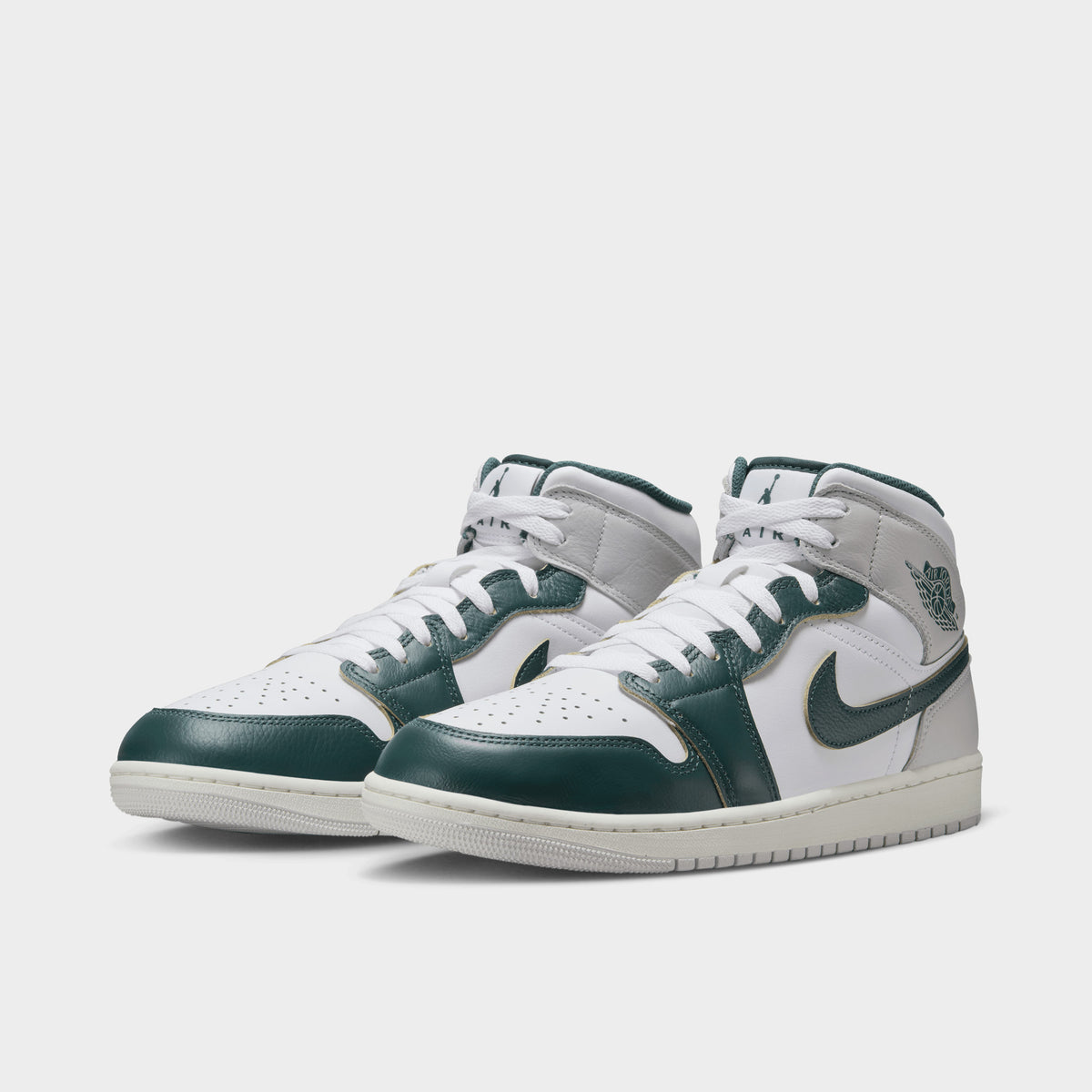 Jordan 1 Mid SE White Oxidized Green Sail JD Sports