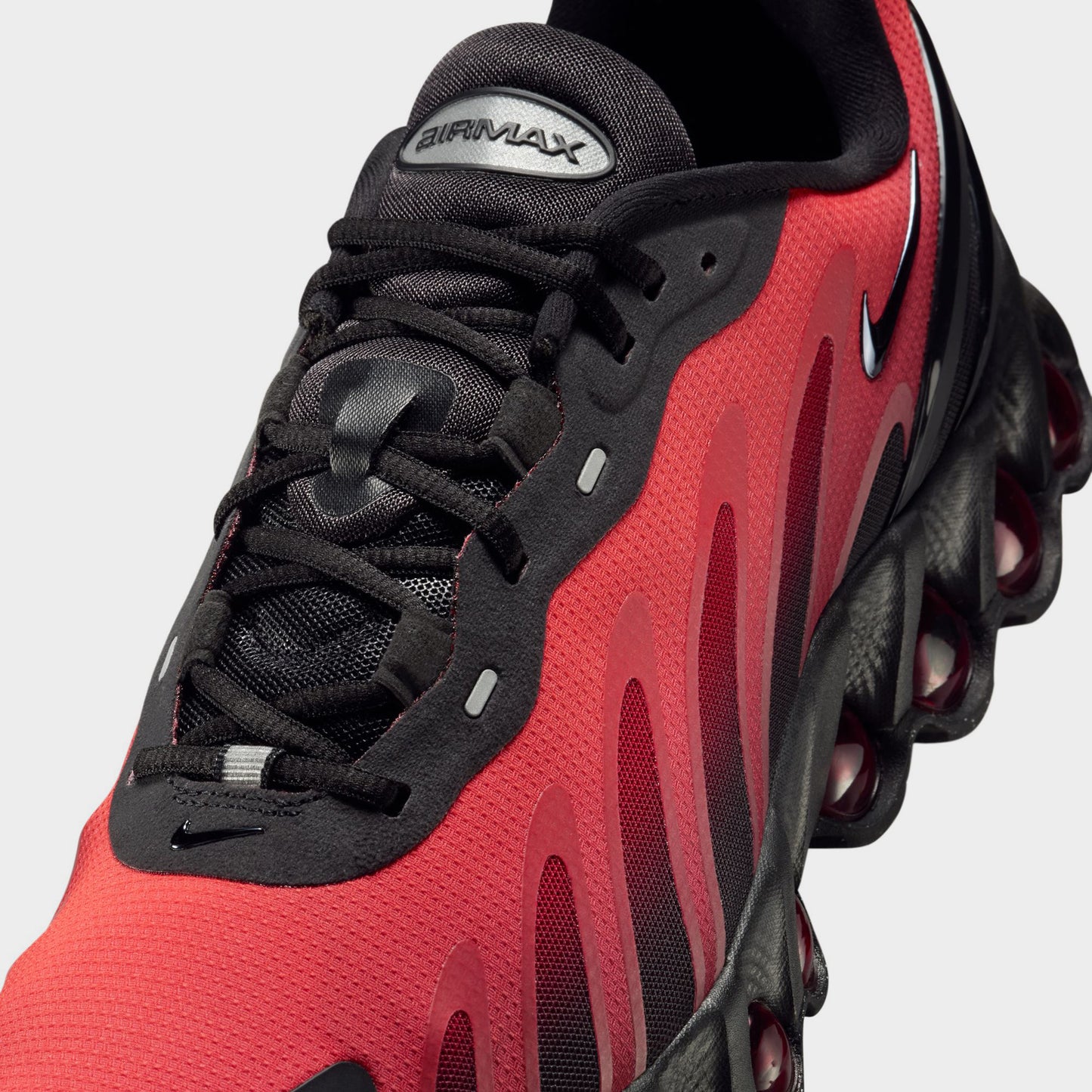 Nike Air Max DN8 Noir / Noir - Rouge Universitaire