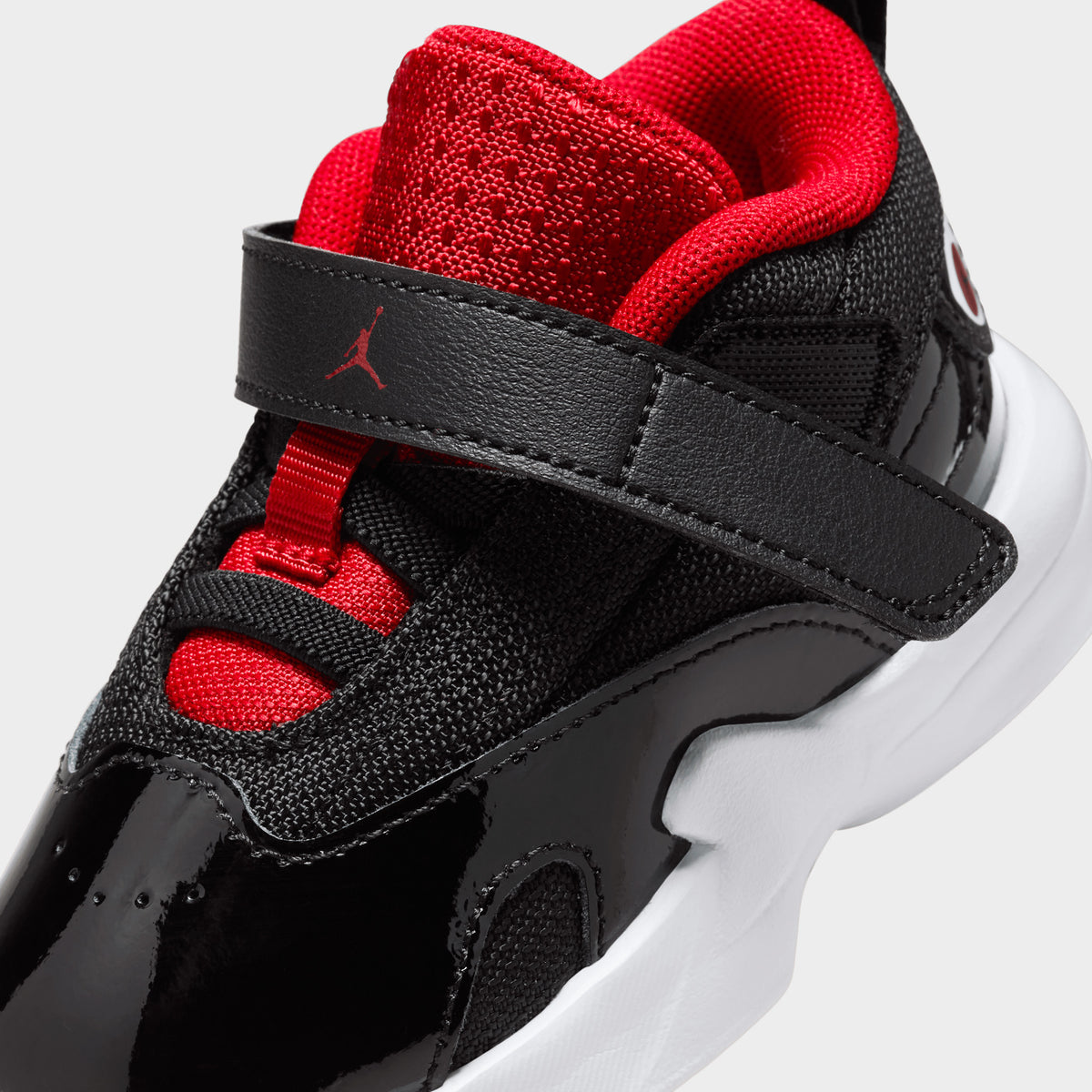 Jordan Max Aura 6 TD Black Gym Red White JD Sports