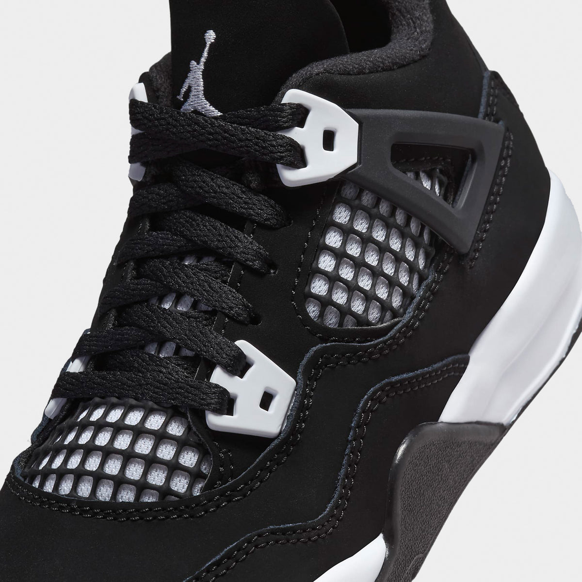 Black white jordan 4 outlet
