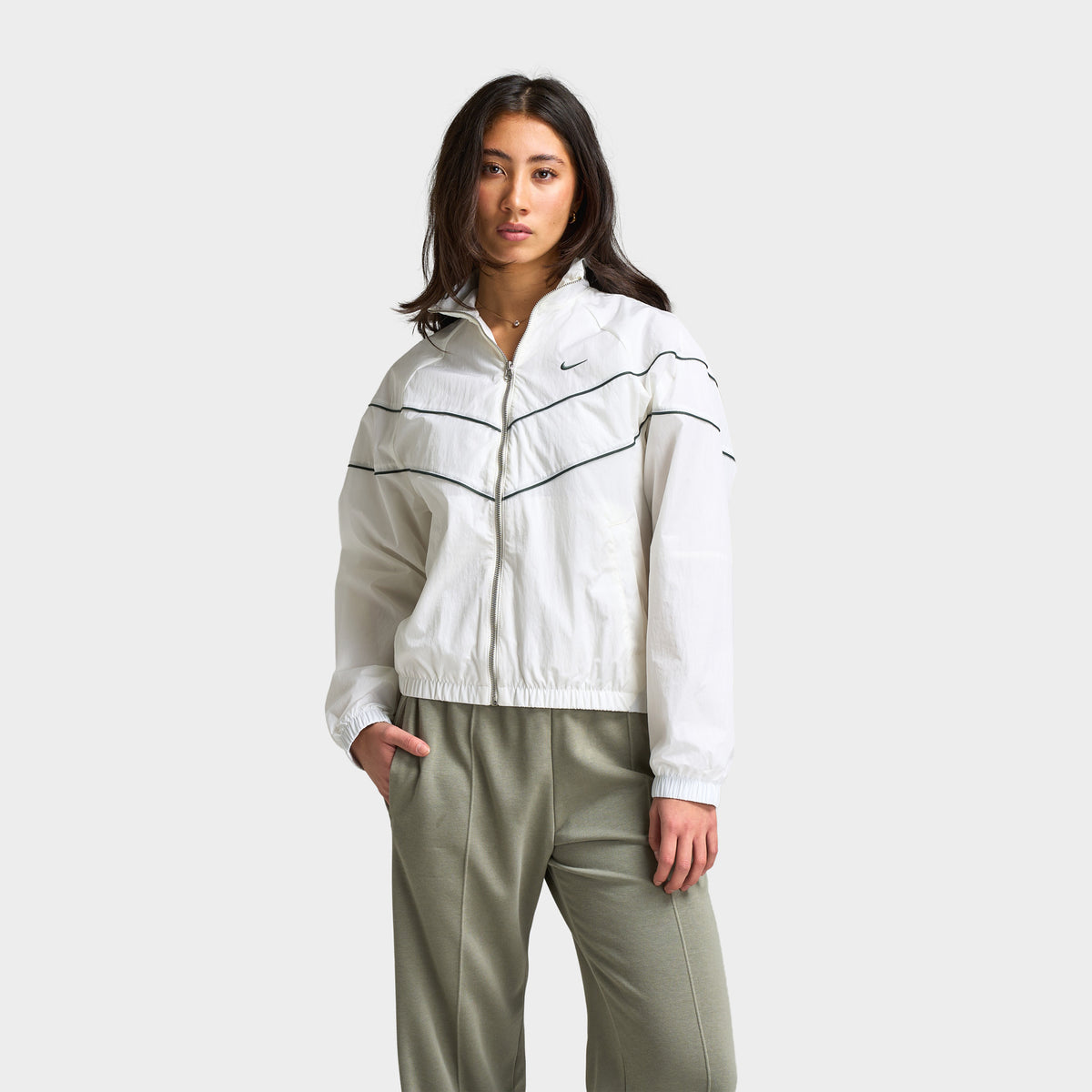 Nike Women s Windrunner Loose UV Woven Full Zip Jacket