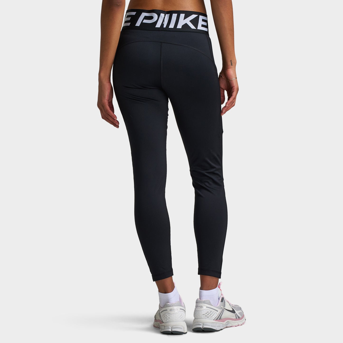 Nike Pro Sculpt Women's High-Waisted 7/8 Leggings with Pockets Black / White