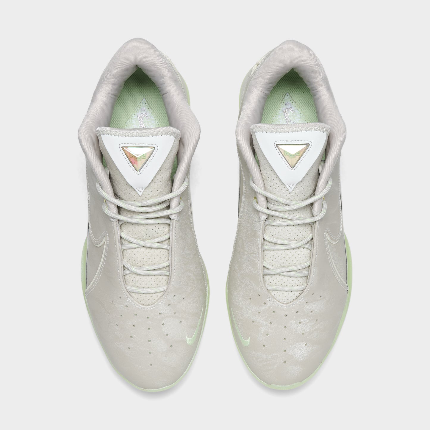 Nike Lebron XXII Os Clair / Perle Douce - Vert Vapeur