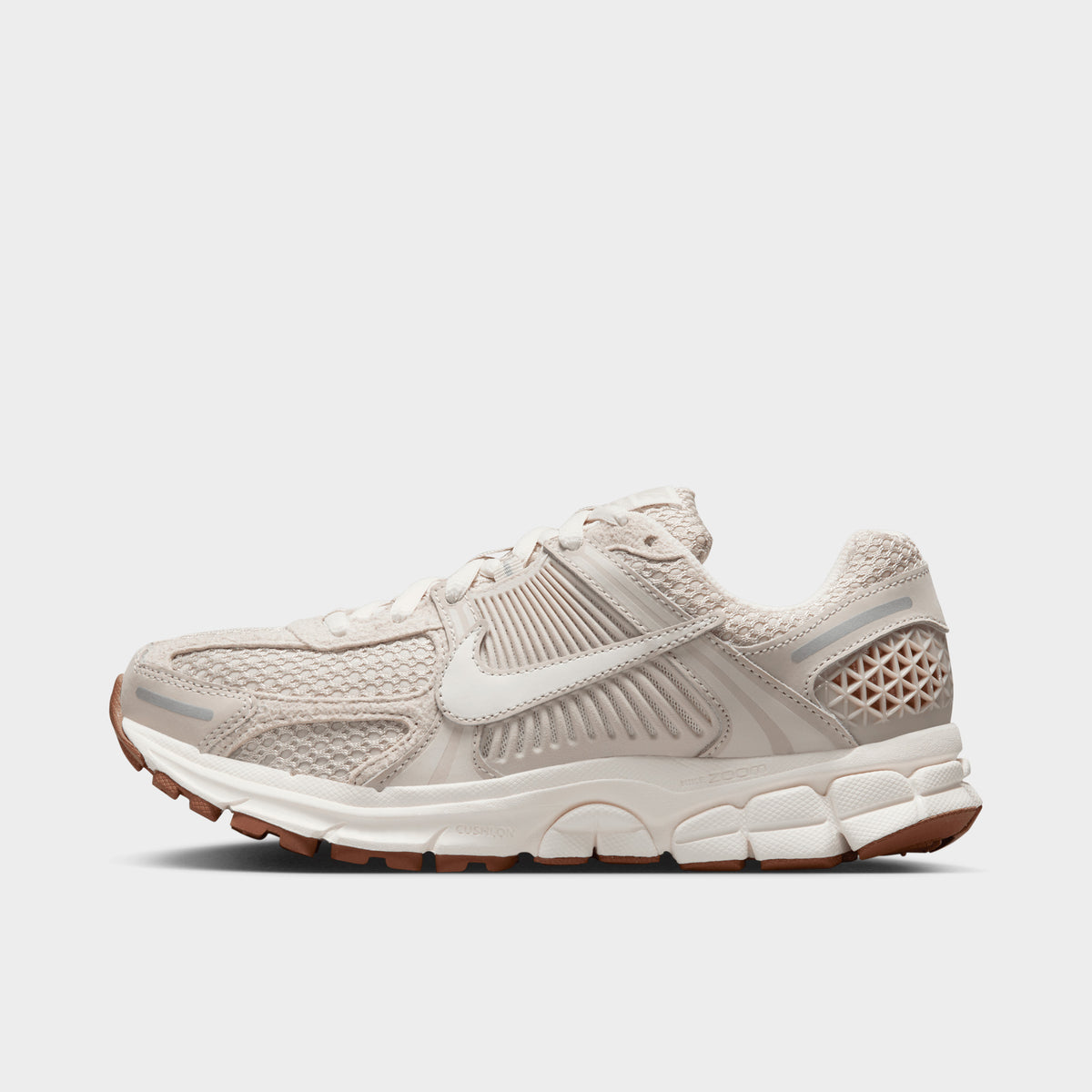 Nike Women s Zoom Vomero 5 Light Orewood Brown Sail Metallic Silve JD Sports