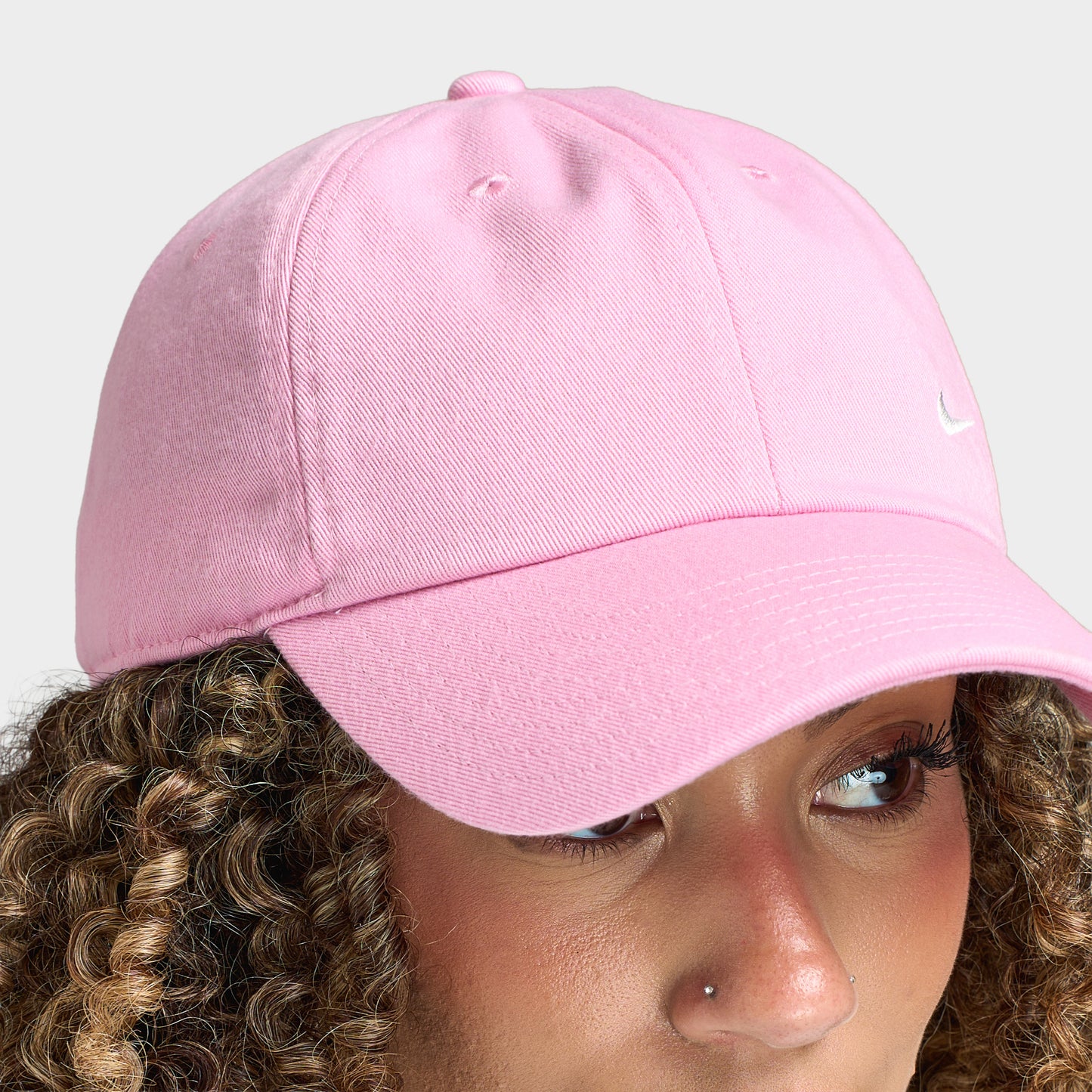Nike Club Casquette non structurée petit Swoosh Rose vif / Voile